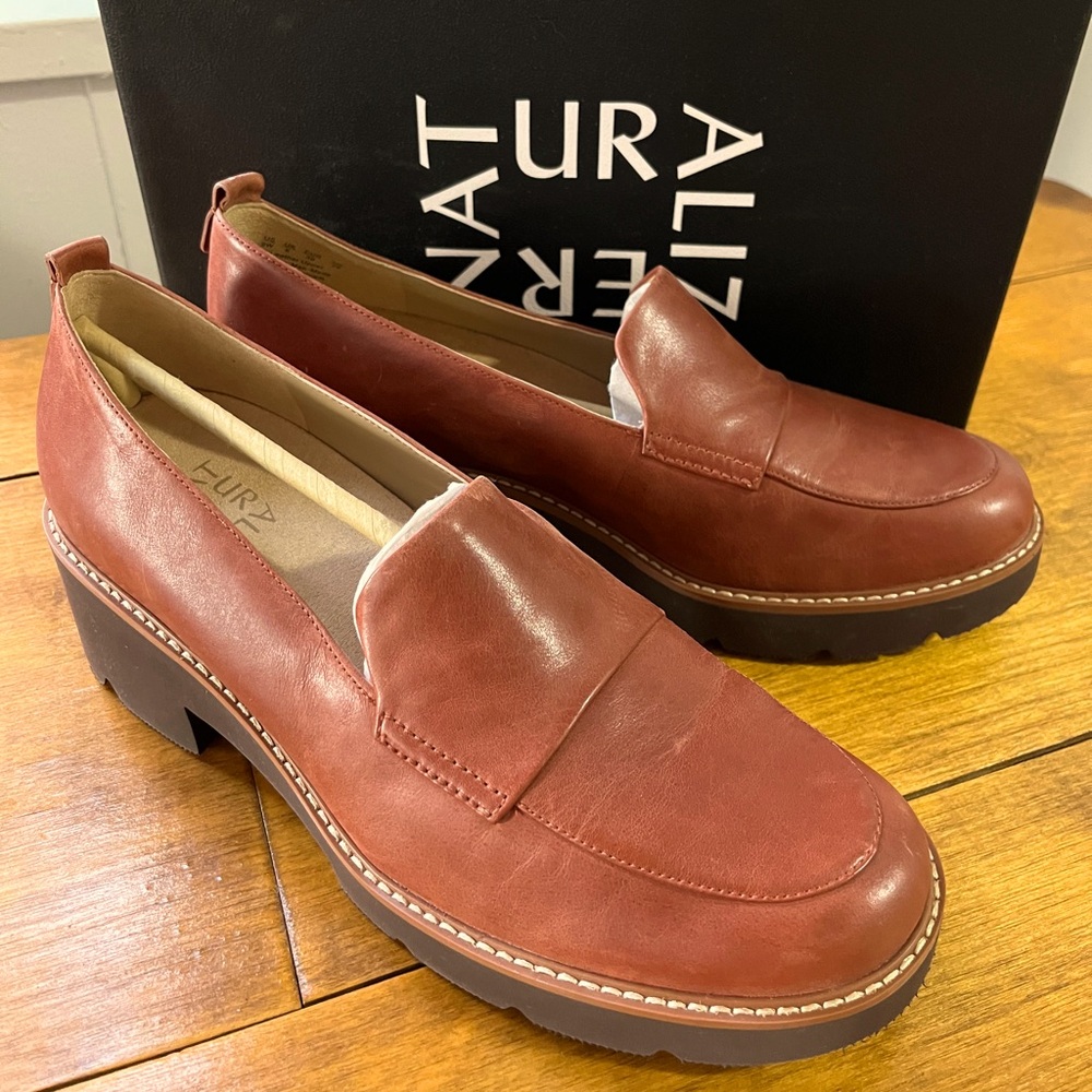 Naturalizer Darry Oxfords
